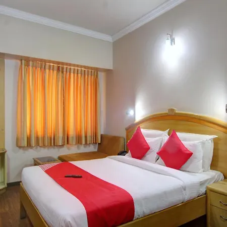 ホテル Oyo 15781 Shree Adiga Residency